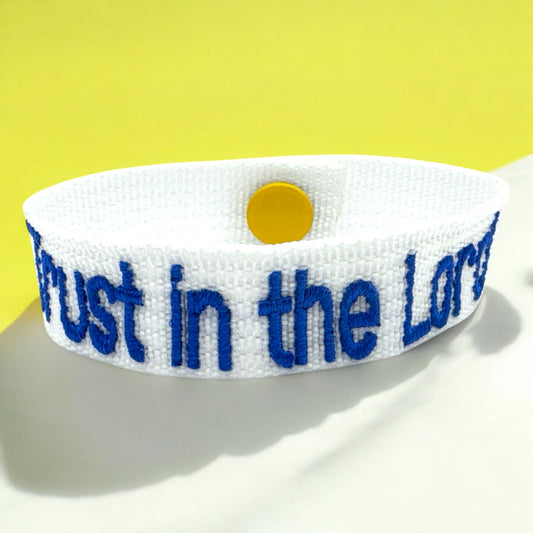 Trust in the Lord Webbing Bracelet